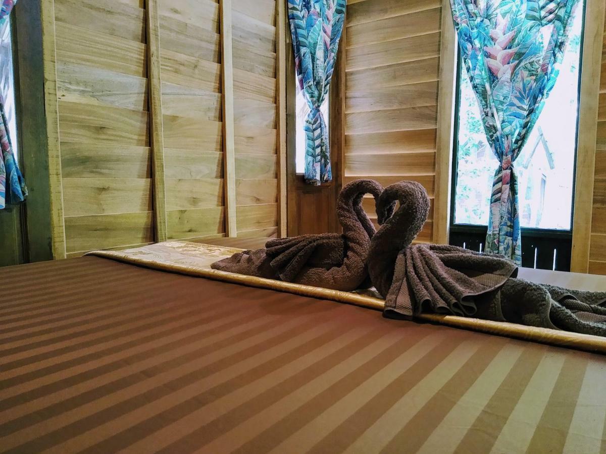ホテル Kafair Hut (Adults Only) リペ島 エクステリア 写真
